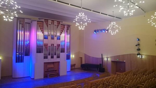 Органное закулисье