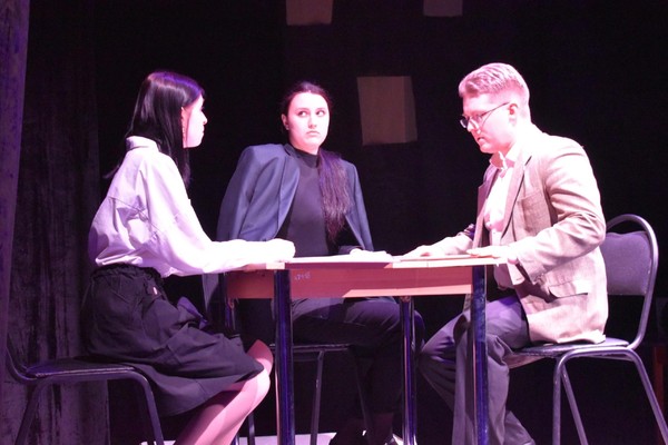 Спектакль «А и Б»