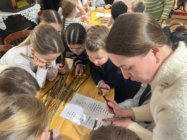 В диапазоне частот