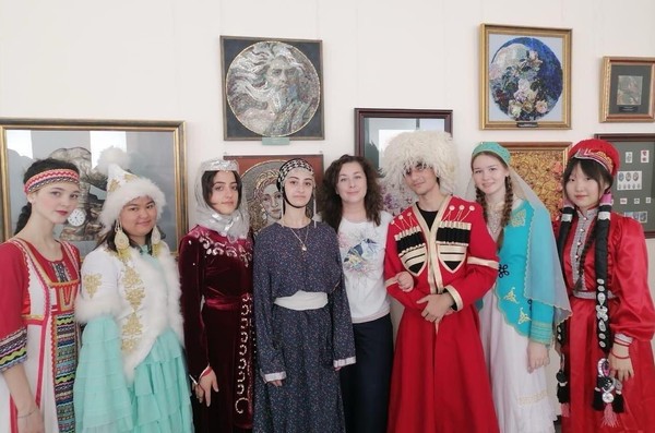 Выставка творческих работ «Многонациональная палитра Земли Астраханской – 2026»