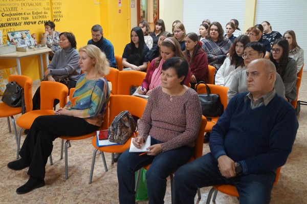 Онлайн-встреча с врачом-реаниматологом, писателем, участником СВО Константином Леушиным