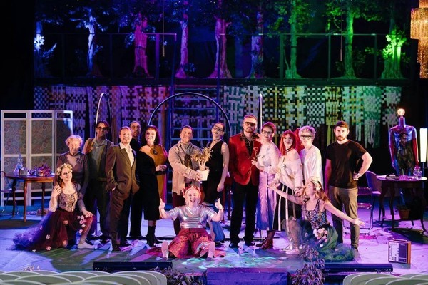 Спектакль «Служебный роман»