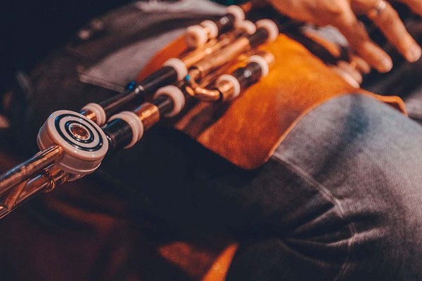 Концерт при свечах ко Дню святого Валентина. Этно-медитация: Ханг-драм, диджериду, флейта, гитара