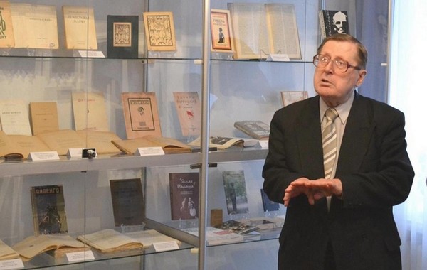 Экскурсия по выставке «Сочинитель, книжник, даритель…»