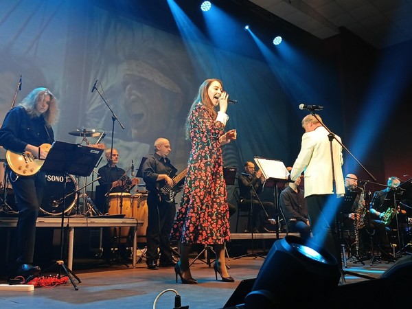 «Свидание в Париже»