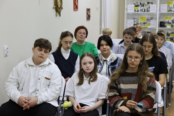 Школа журналистики и современного искусства «МедиаКод»