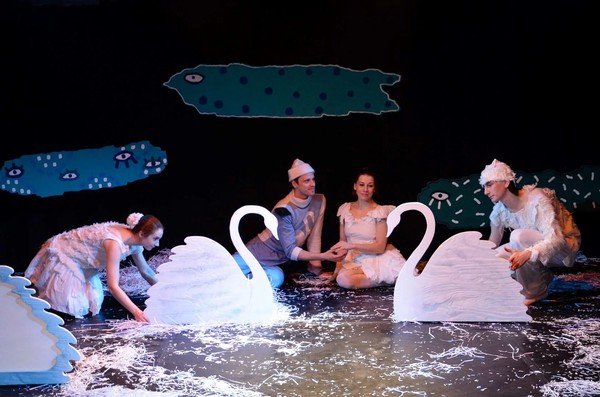 Лебединое озеро