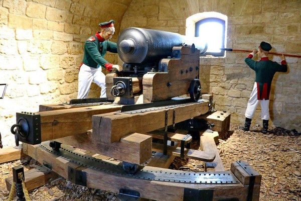 Программа «Константиновская батарея. Два века на страже Родины»