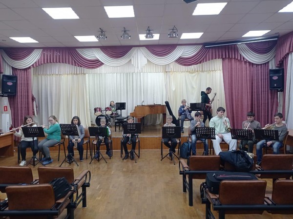 Лекция «Рок-музыка 70-х: золотая эра. Бунт, эксперимент, философия»