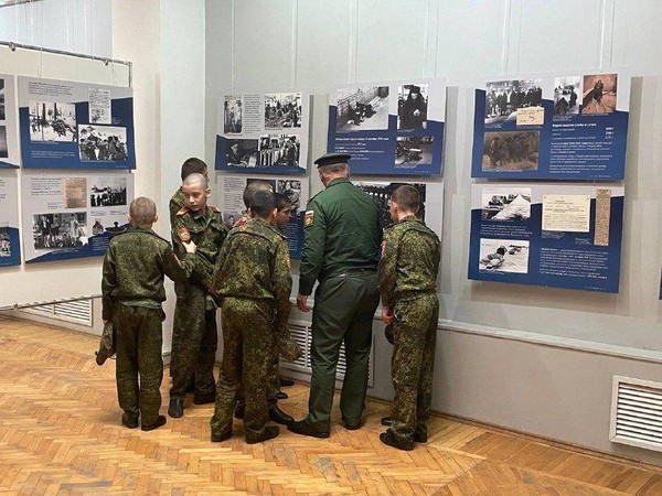 Фотовыставка «Салют над Невой»