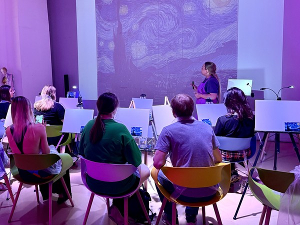 Густав Климт — Поцелуй. Картина с золотой поталью