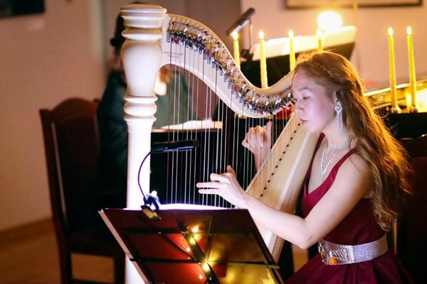 Концерт «Мелодии любви. Концерт при свечах. Скрипка, арфа, рояль и голос»