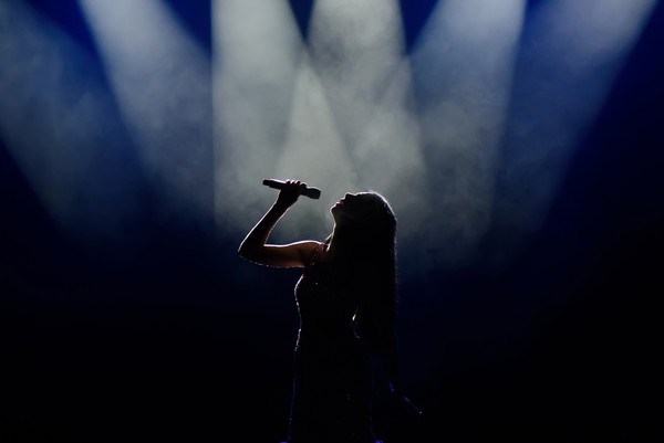 Поющие в терновнике