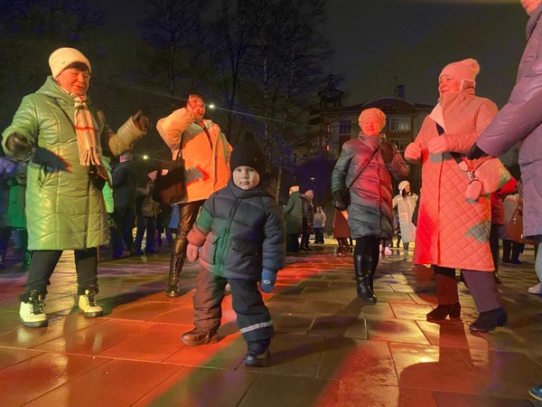 Дискотека «Терем FM» в парке Ветеранов