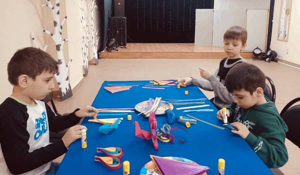 Мастер-класс по аппликации «Бумажные истории»