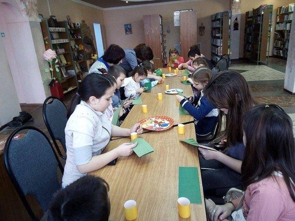 Творческое занятие по созданию объемной картины «Сказочный лес»