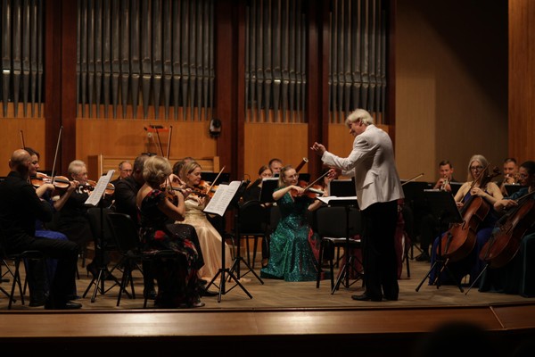 Концерт Сочинского симфонического оркестра «Метель»