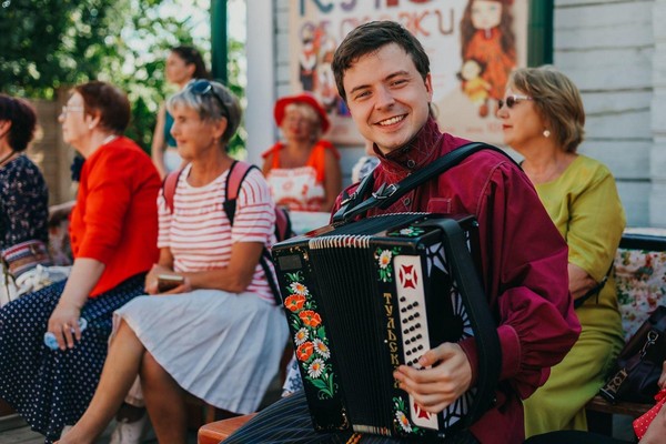 Вечер с гармонью