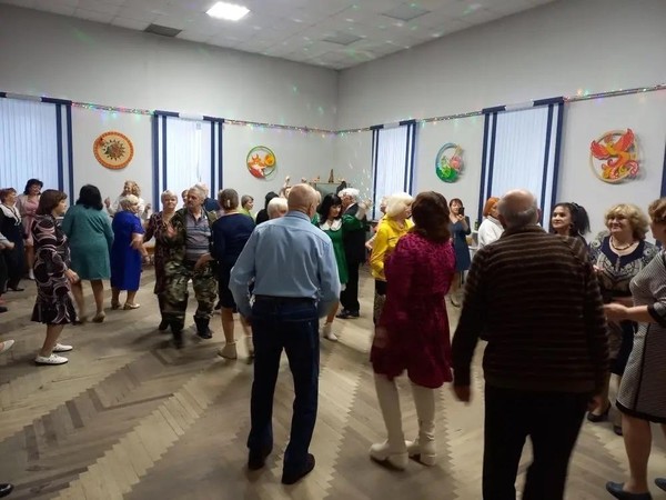 Вечер отдыха «За полчаса до весны»