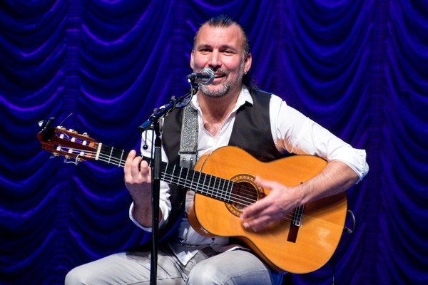 Тоно Алькальде