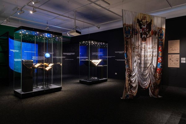 Лекция «Мне стали слишком малы твои тёртые джинсы»