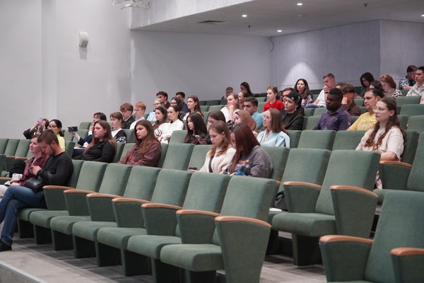 Small-talk «Перекресток пяти жанров»