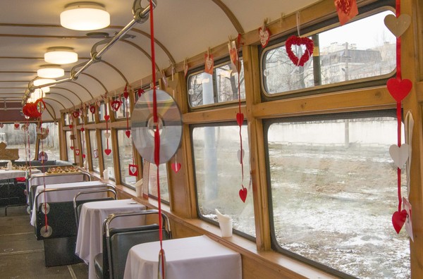 Влюблённый трамвай. День