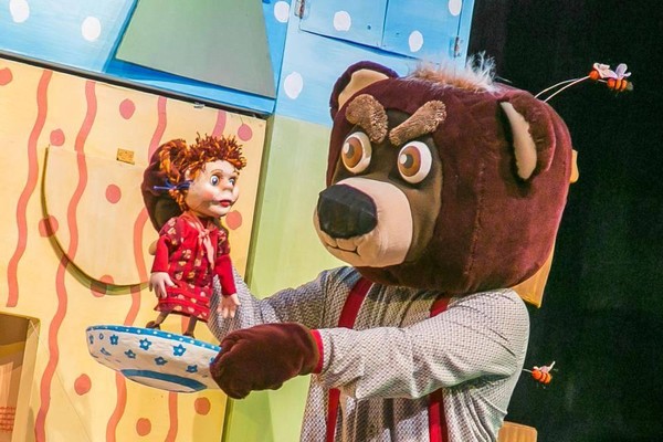 Спектакль «Маша и Миша»
