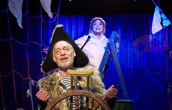 <<По зелёным холмам океана>>. Музыкальный спектакль по сказке Сергея Козлова