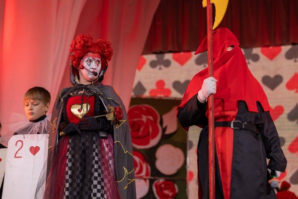 Спектакль «Алиса»