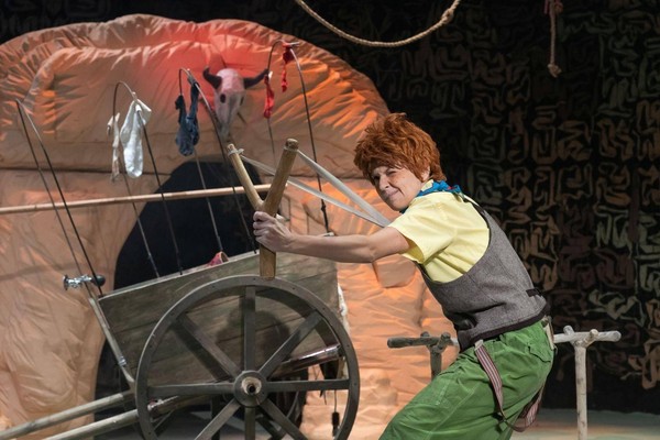 Спектакль «Вождь краснокожих»