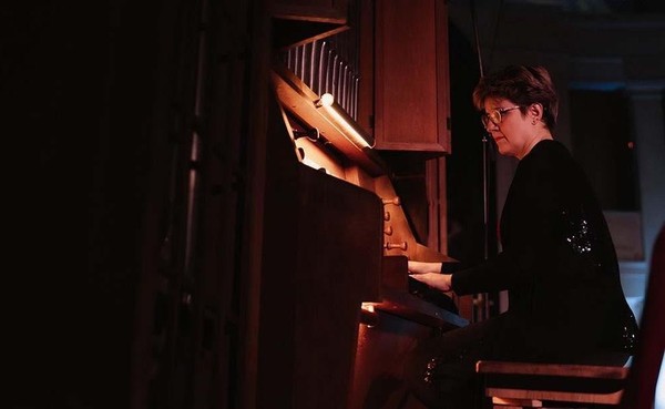 Романтический вечер в Париже