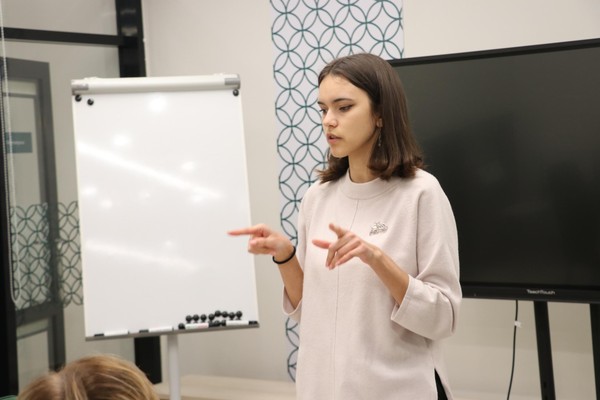 «Говорим на английском»