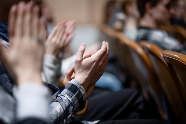 Викторина «Берегини театра»