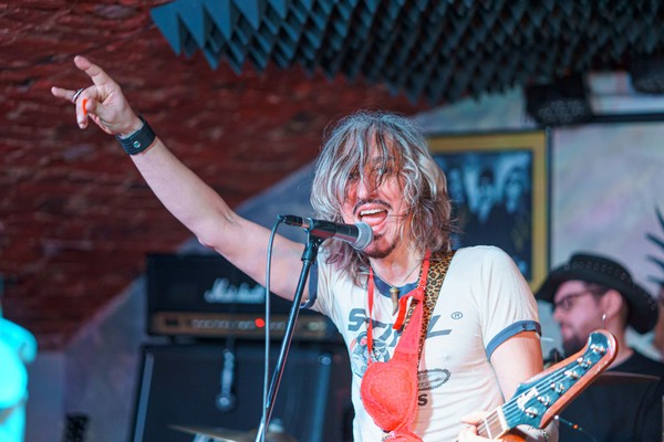 Александр Корби и Swett