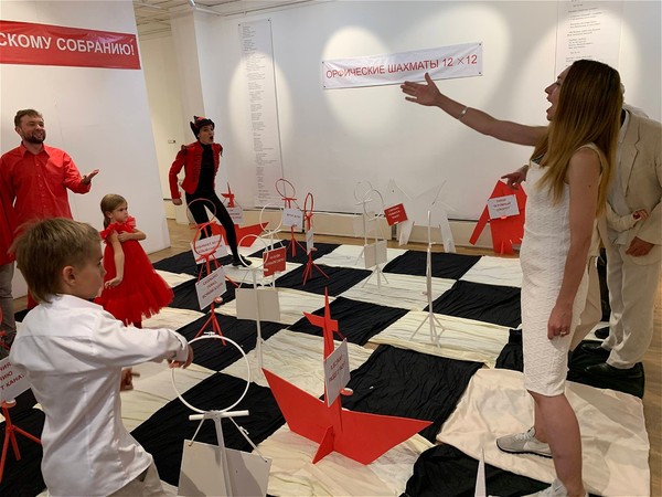 Михаил Погарский. Орфические шахматы 12х12