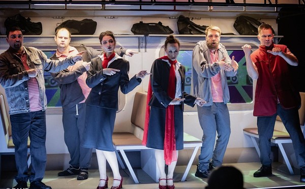 Спектакль «Пустые поезда»