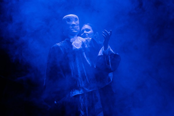 Утка, смерть и тюльпан