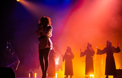 Легендарные хиты Enigma, Sandra, Gregorian в шоу «Mirror of Enigma»