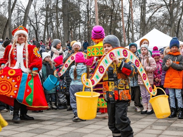Праздник «Зиму провожаем весну встречаем!»