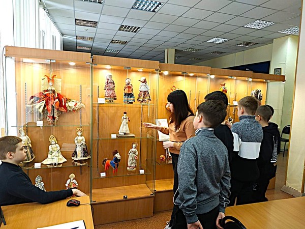 Выставка «Знакомство с народной куклой»