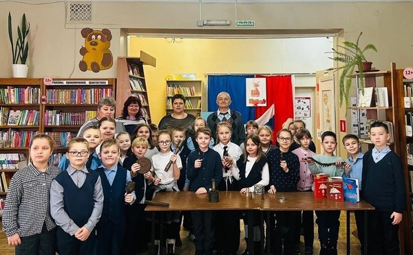 Встреча с писателем–краеведом «Я расскажу вам о войне»