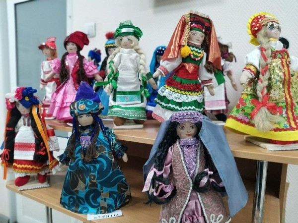 Выставка «Обрядовые масленичные куклы»