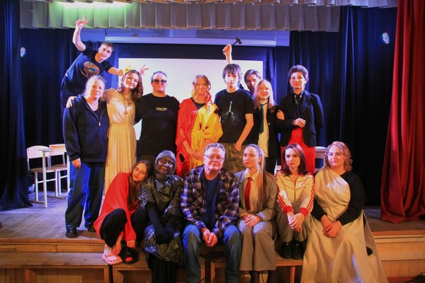 Спектакль «Суд над Сигаретой Табаковой»