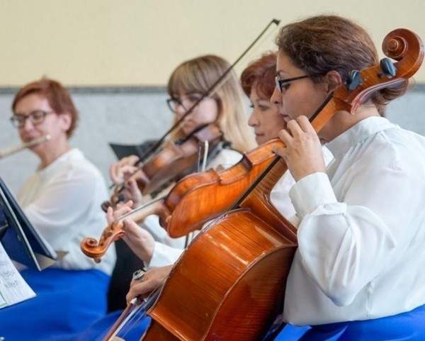 Февральские мелодии: сольный концерт преподавателей школы искусств