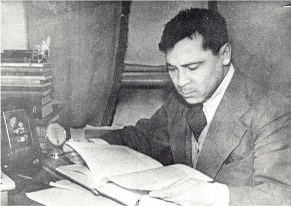 Классный час Джалиль.Пылающие строки