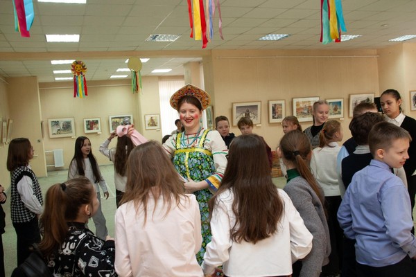 Масленичная программа «Весенние приключения девочки Краски и её друзей»