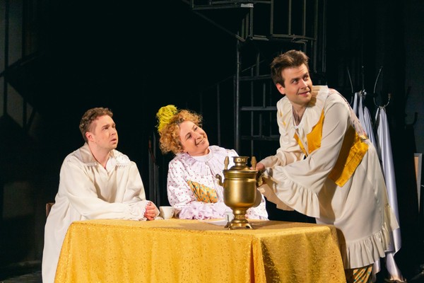 Спектакль «Пленные духи»