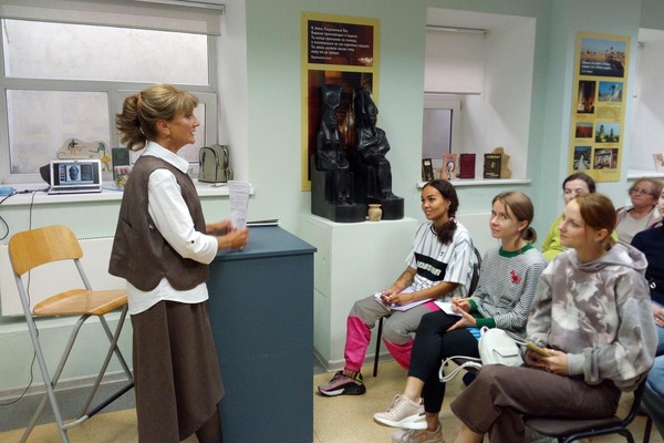 Презентация курса «Философия для жизни. От теории к практике»