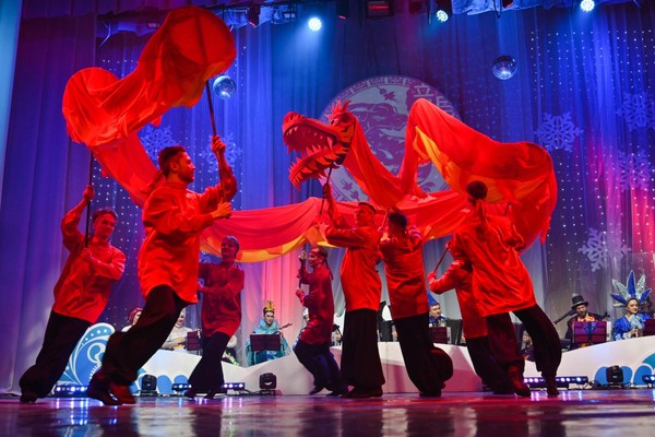 Представление «Восточный Новый год по-русски»